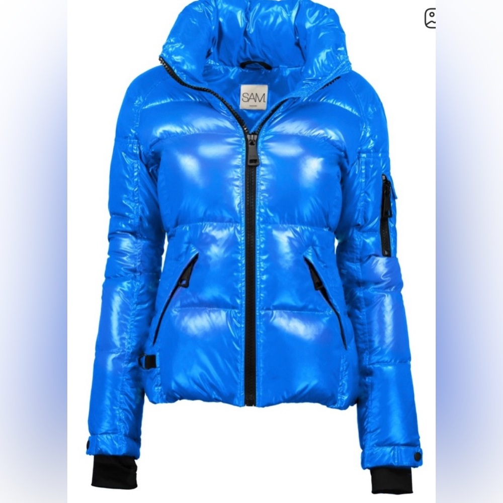 SAM. Women's Vibrant Blue Puffer Coat